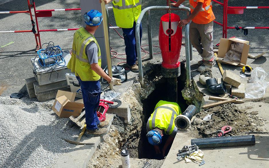 déboucher une canalisation d'eaux usées Paris 8